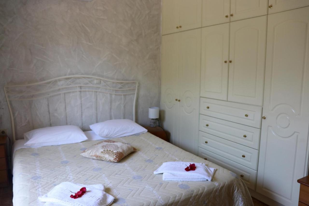 Jasmin Skidi Agios Matthaios (Corfu)