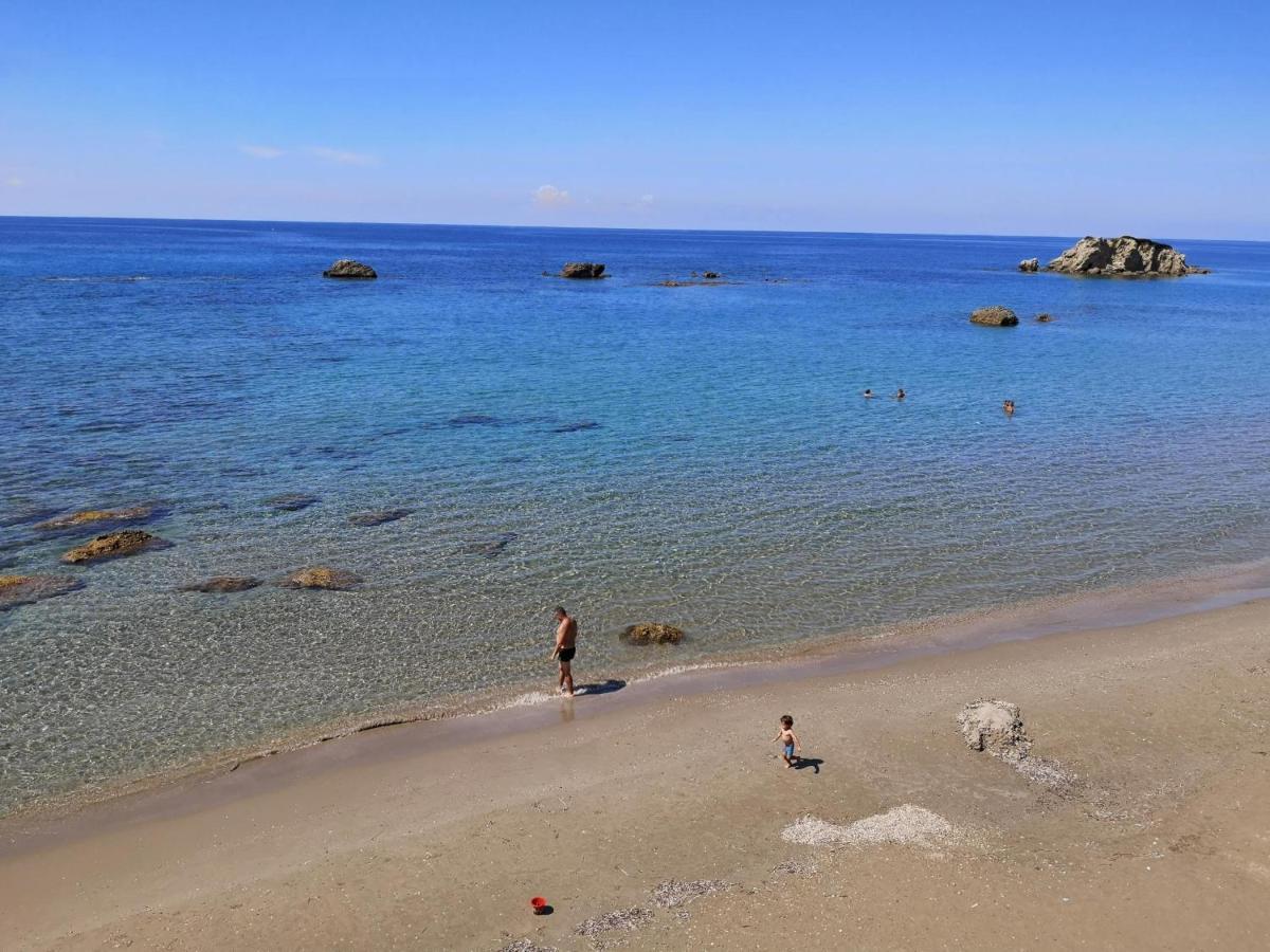 Jasmin Skidi * Agios Matthaios (Corfu)